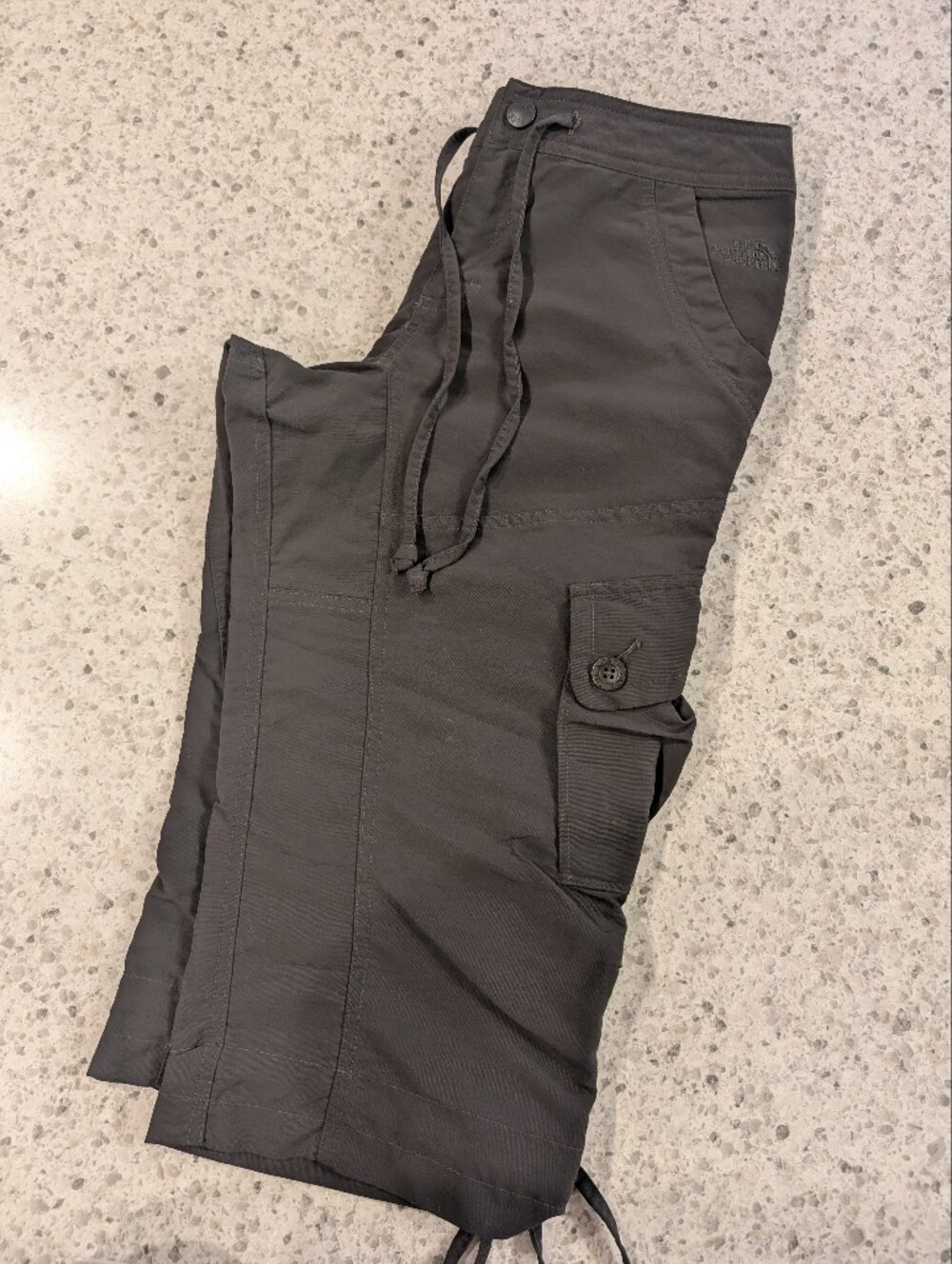 Vintage North Face Small Long Cargo Shorts Dark Grey Hiking Capris Y2k Low Rise